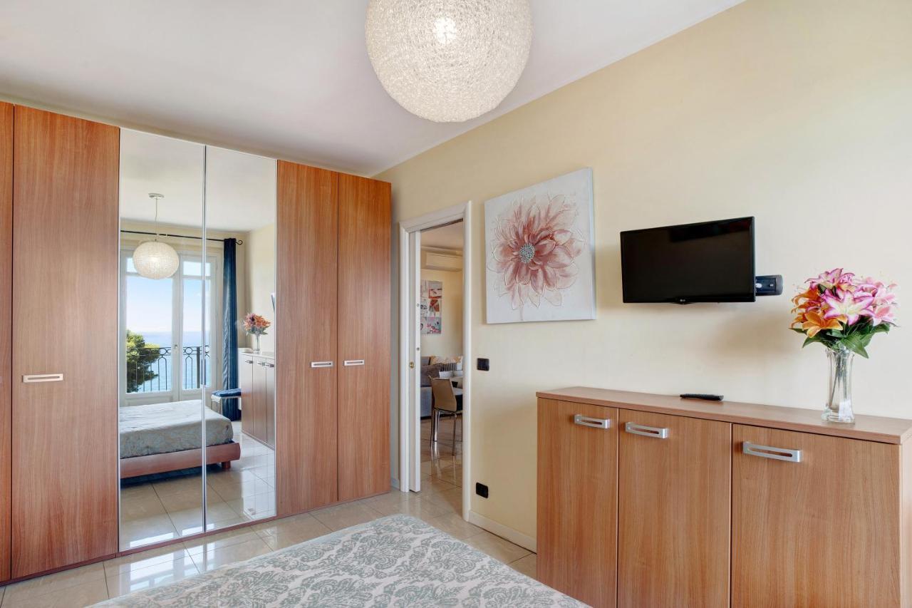 Casa Miradore 600 Mt Dal Mare Imperia Buitenkant foto